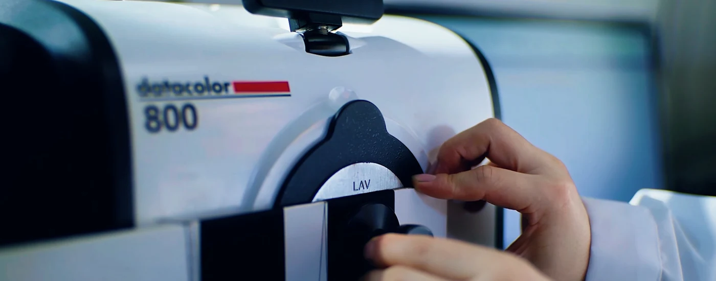 Datacolor spectrophotometer used for color testing